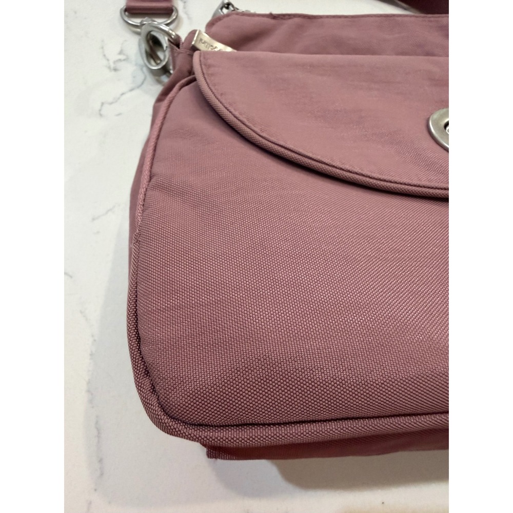 Baggallini Mauve Pink Nylon Crossbody Bag RFID Blocking Travel Purse Adjustable - Picture 4 of 12